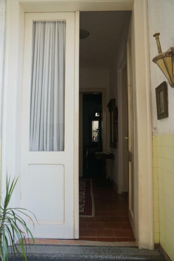 Somborski Salas - Strogi Centar Ngoại thất bức ảnh